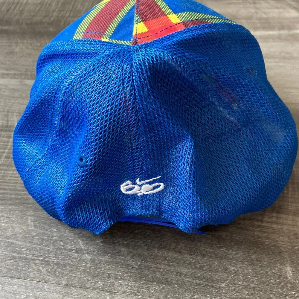 Nike 6.0 Trucker Hat Chris Hotz Snapback Plaid Mesh sz 4-7 Youth baseball cap